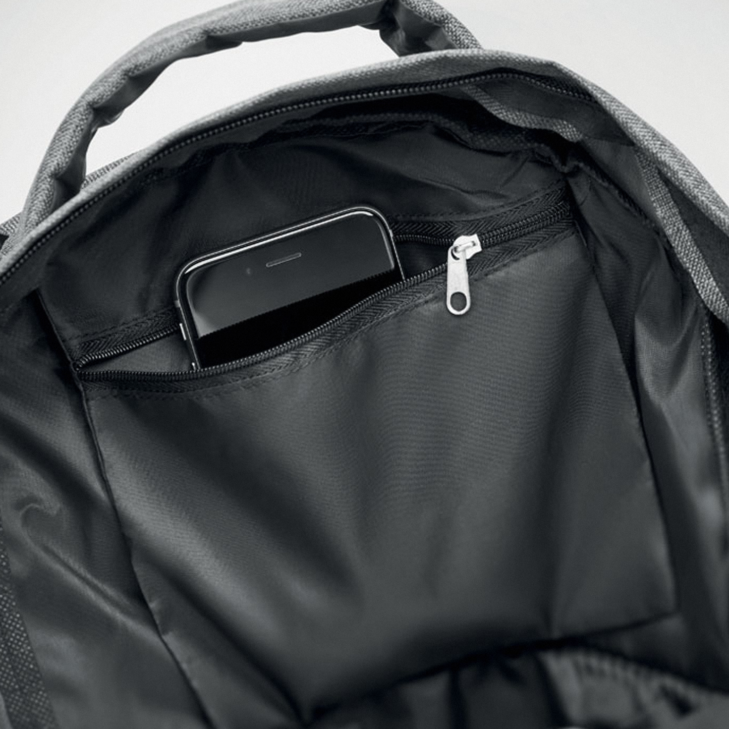 MOCHILA TÉCNICA GRIS